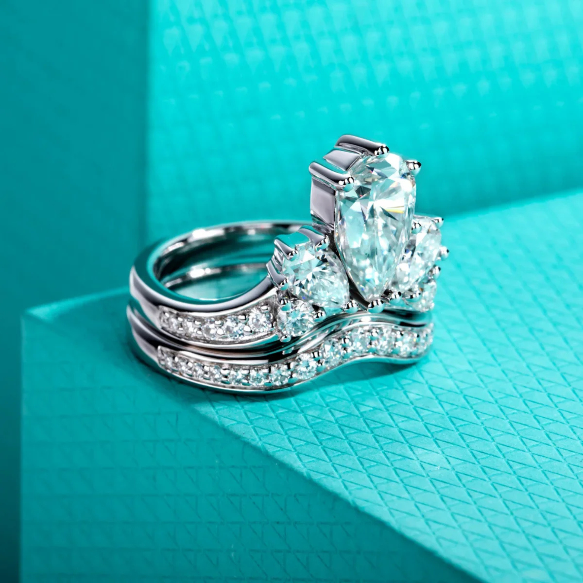 3.78 CTTW Pear Cut Moissanite Bridal Ring Set