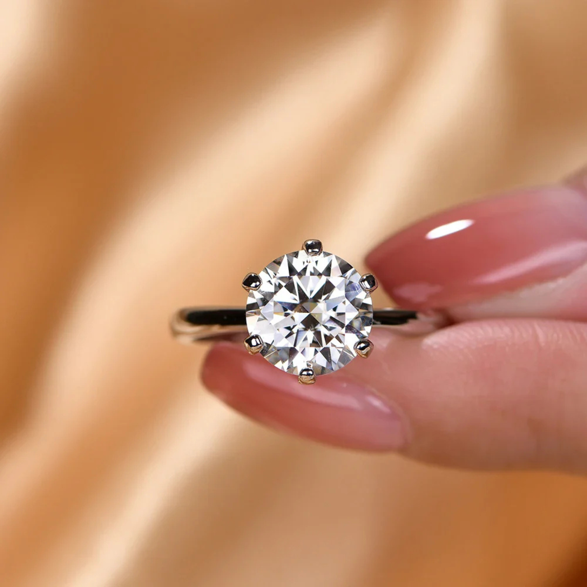 VVS1 D Color Brilliant Cut Moissanite Engagement Ring