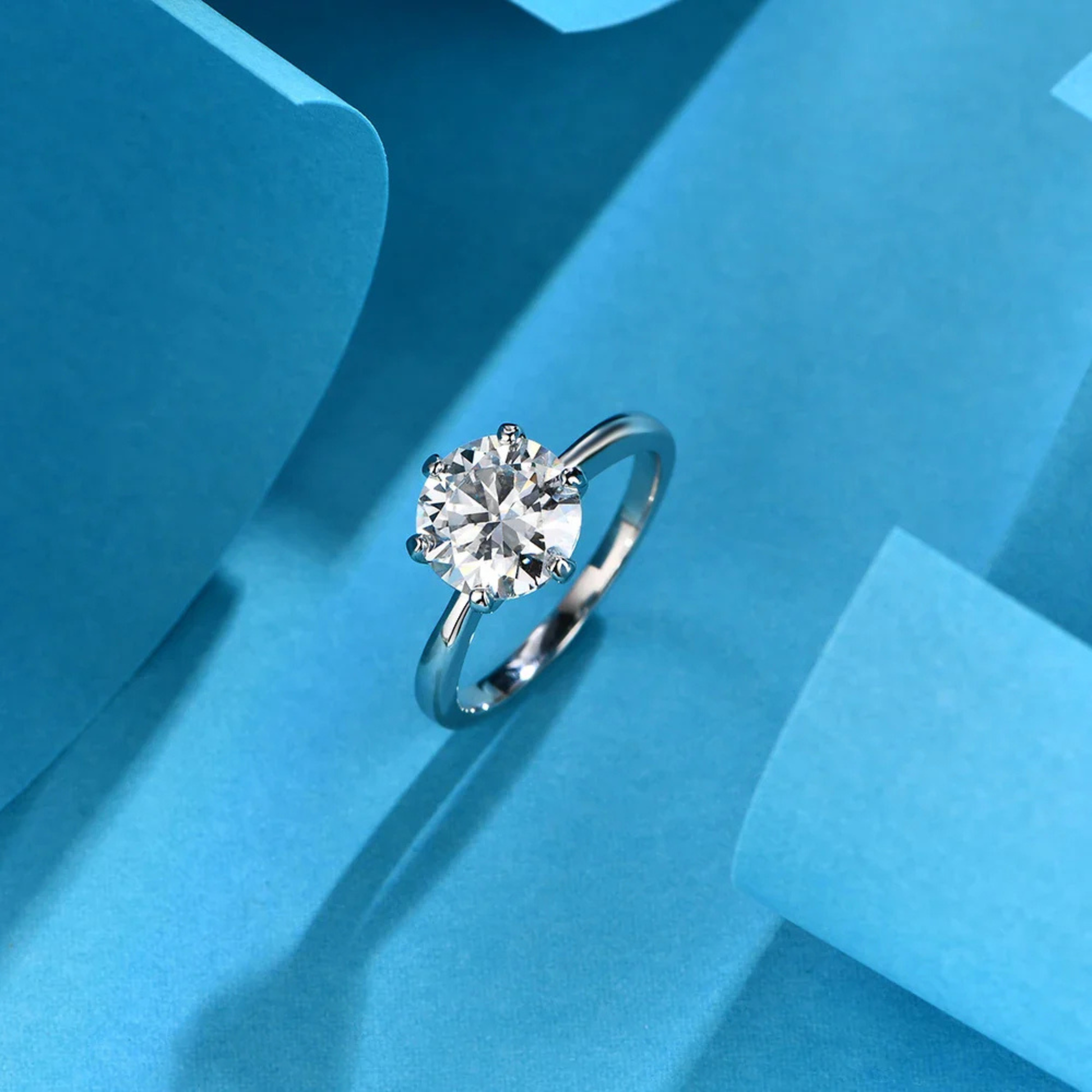 VVS1 D Color Brilliant Cut Moissanite Engagement Ring
