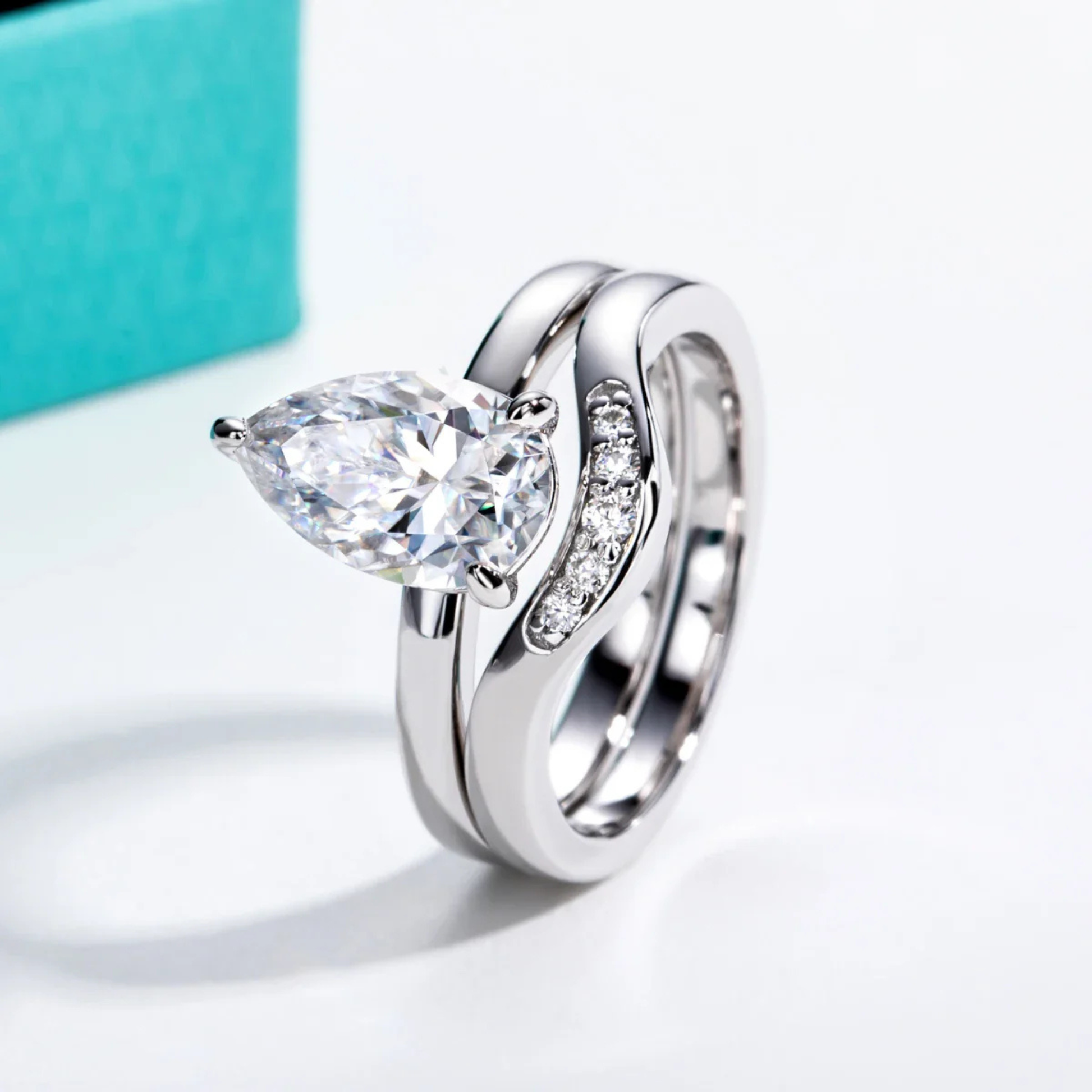 3 CT Pear Cut Moissanite Bridal Ring Set