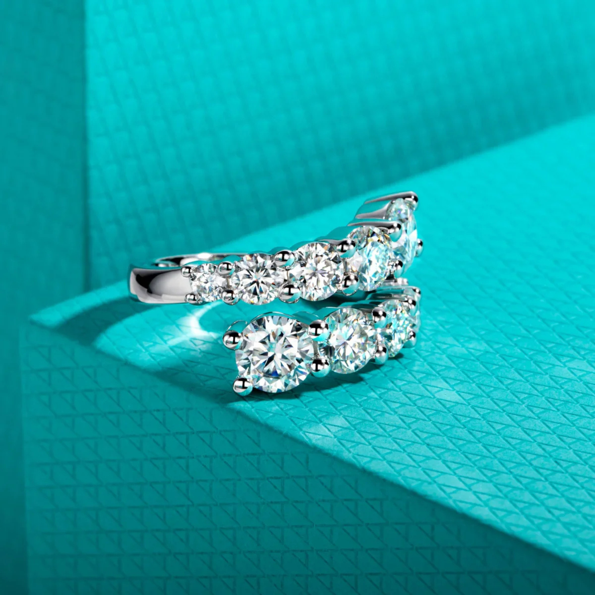 4.2 CTTW Round Cut Moissanite Engagement Band Ring