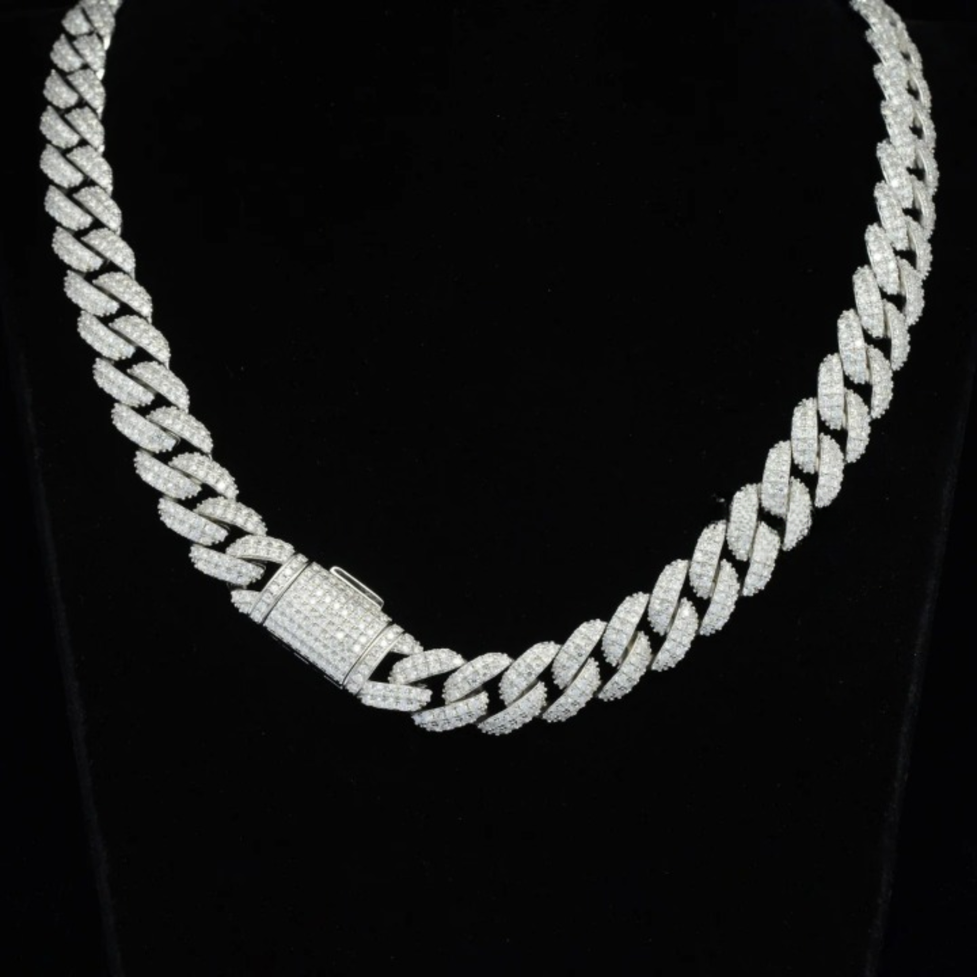 Iced Out Round Moissanite Cuban Link Chain for Men 12mm