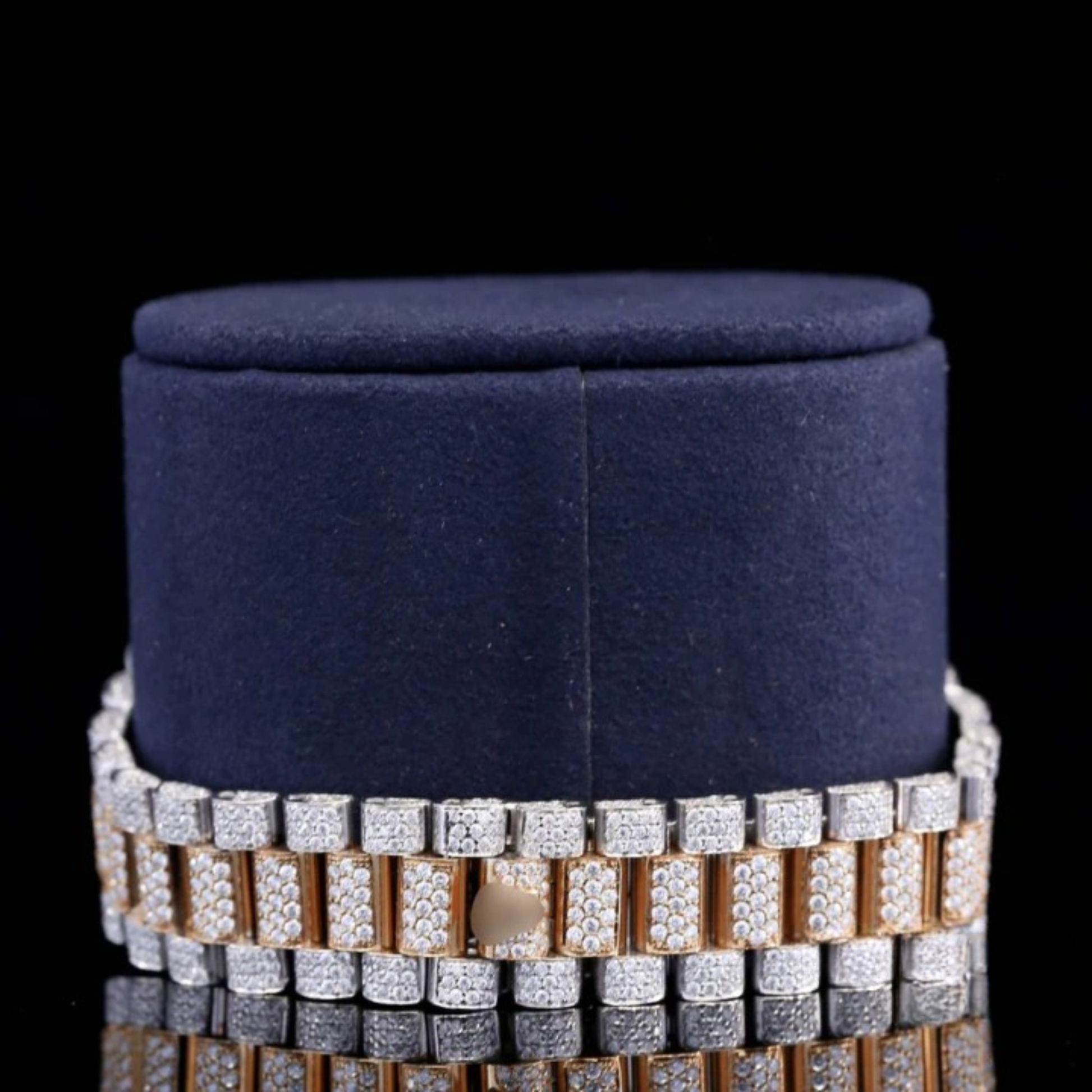 Stylish Full Body Diamond Iced Out Moissanite Watch Luxurious For Men