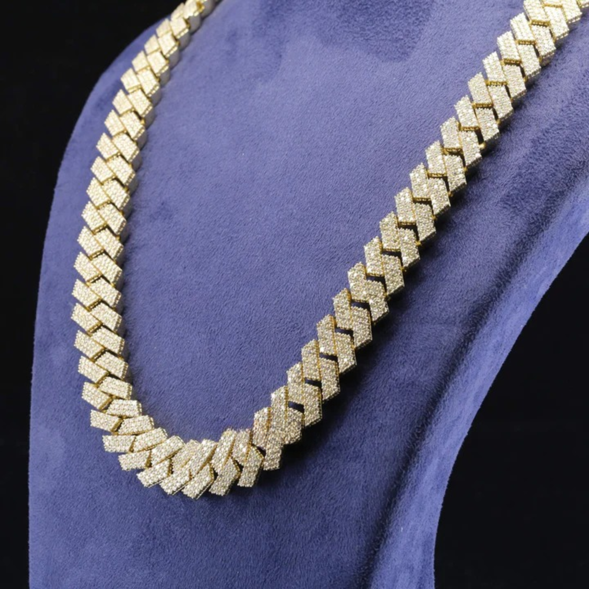 Buy 20mm iced out moissanite diamond cuban link chain necklace