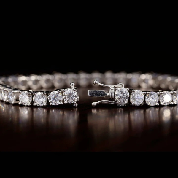 6 mm Round VVS Moissanite Tennis Bracelet
