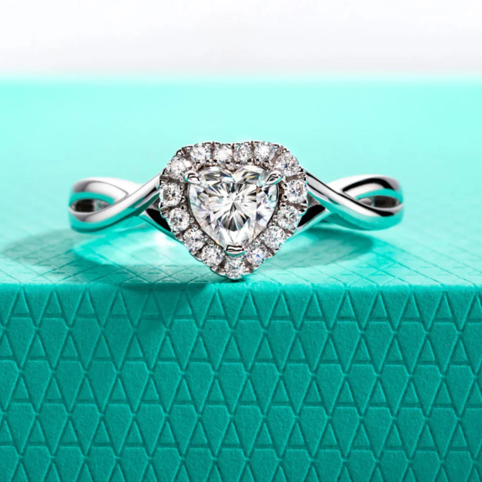 0.5 CT Heart Cut Infinity Moissanite Engagement Ring
