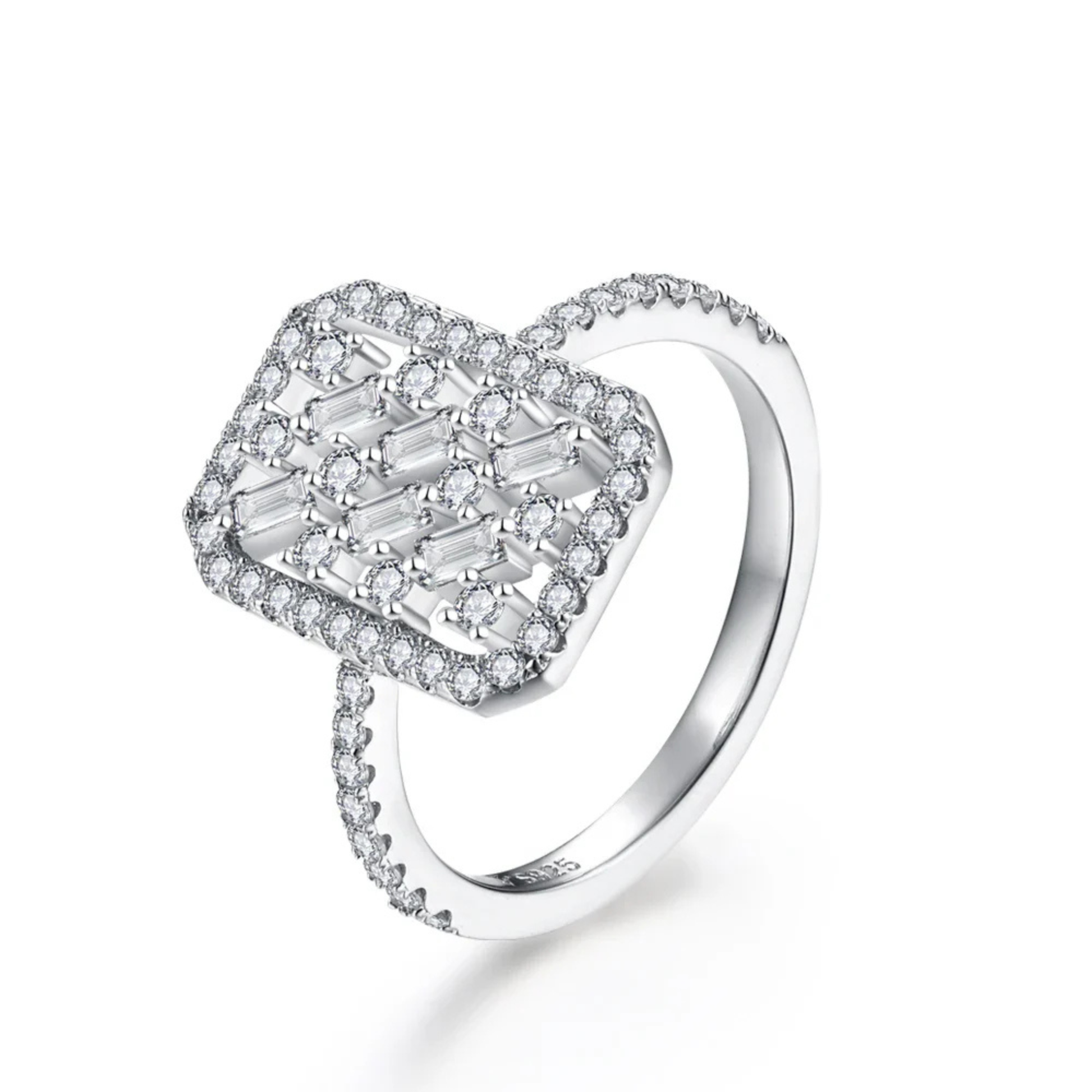 VVS1 D Color 1.5MM Brilliant Cut Moissanite Ring
