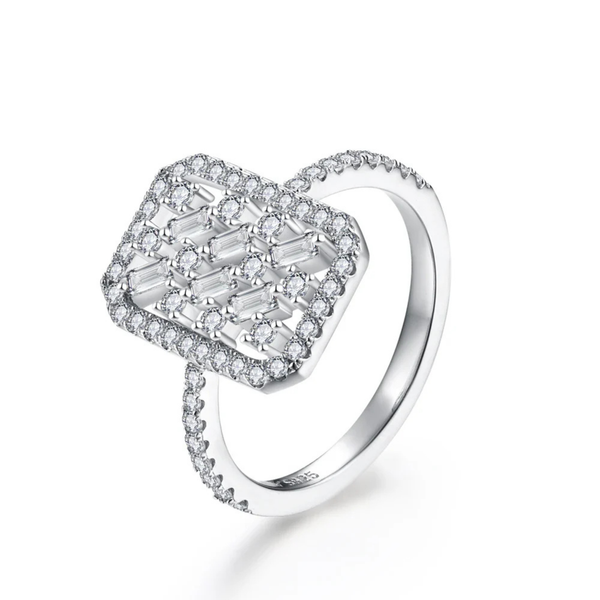VVS1 D Color 1.5MM Brilliant Cut Moissanite Ring