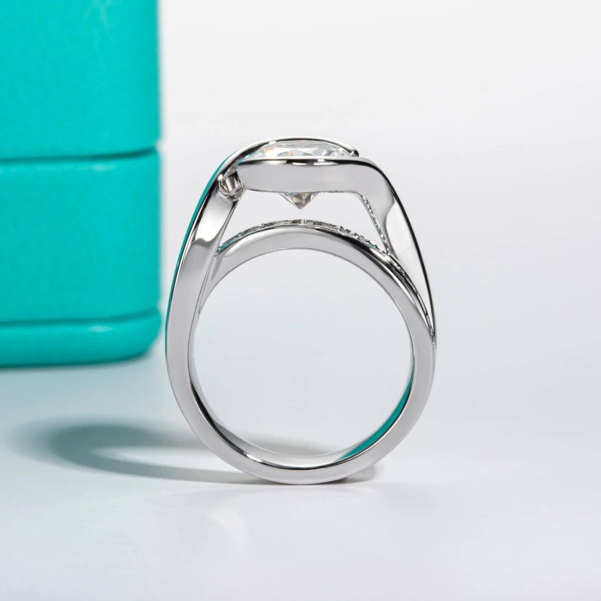 3 CT Round Cut Moissanite Ceramic Band Engagement Ring