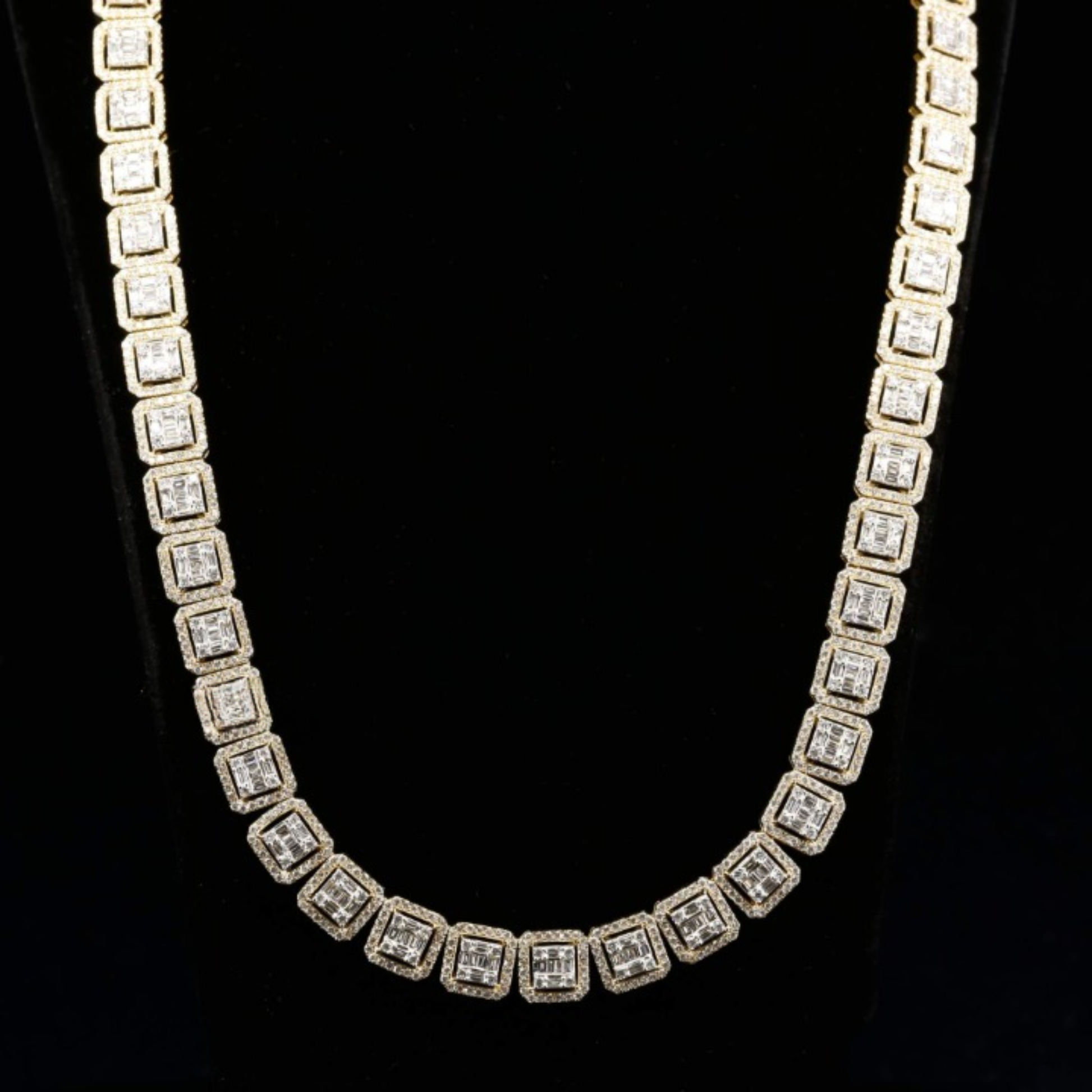 Elegant look hip hop style moissanite diamond iced out cuban chain