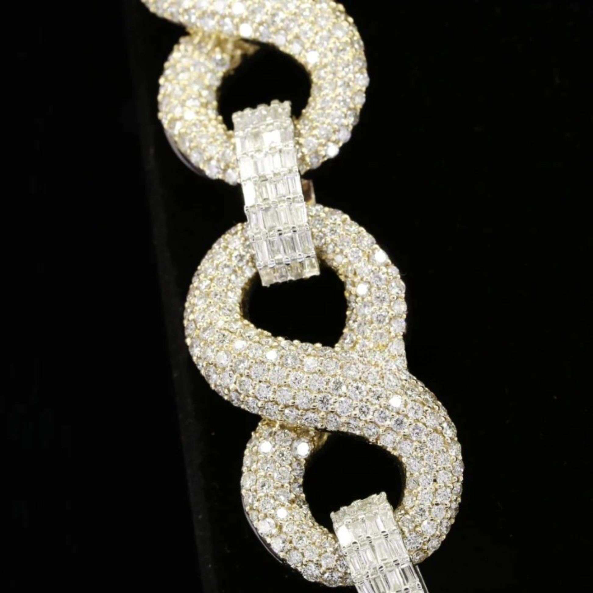 20 mm Cuban Link Chain For Men Iced Out Moissanite Diamond