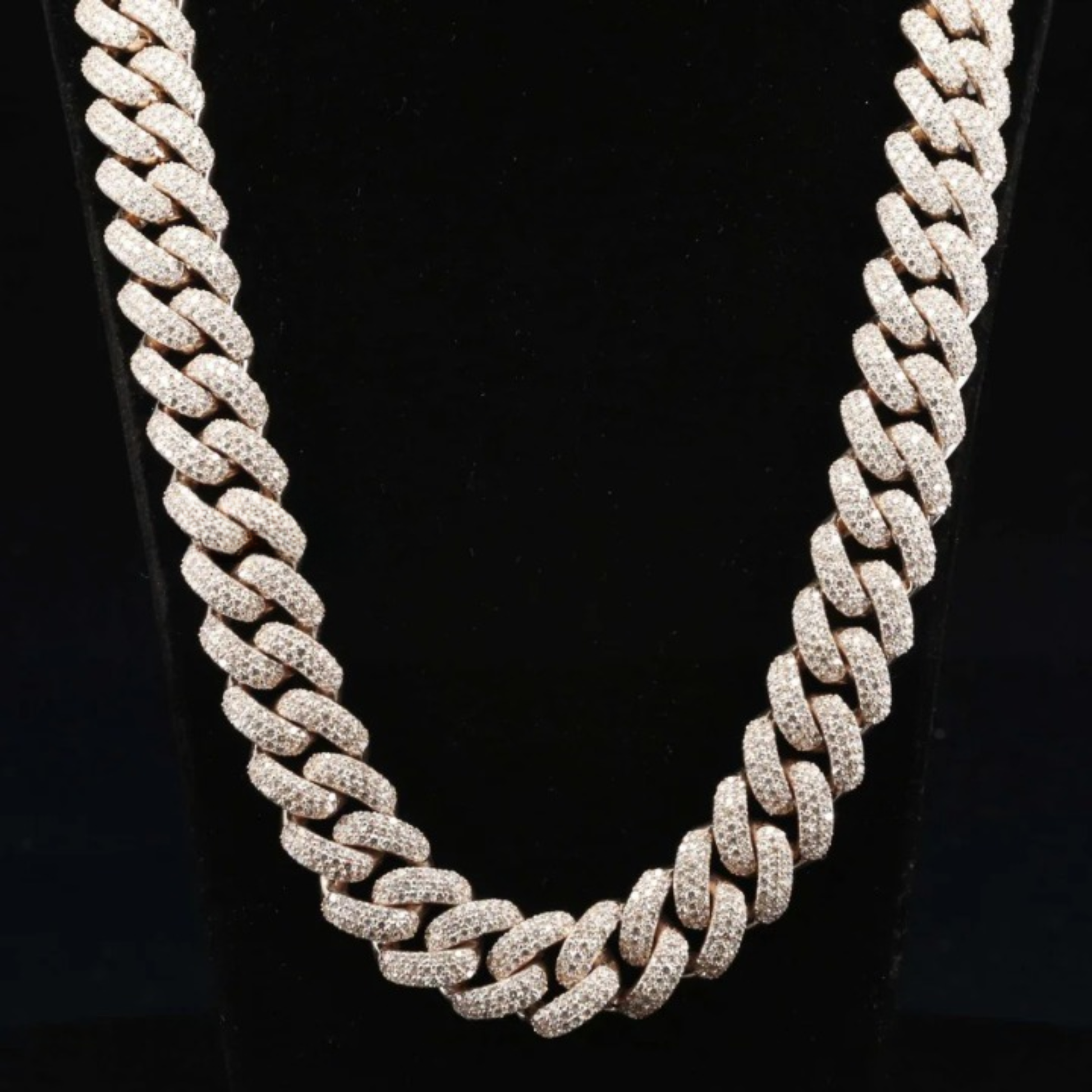 Gold Elegant Mens 18 mm Cuban Link Chain Studded With Moissanite Diamond