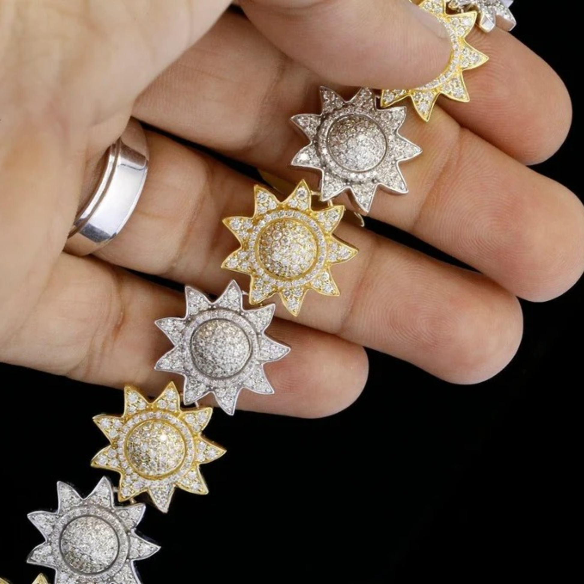 Stylish Star Shape Round Cut Moissanite Bracelets 925 Silver