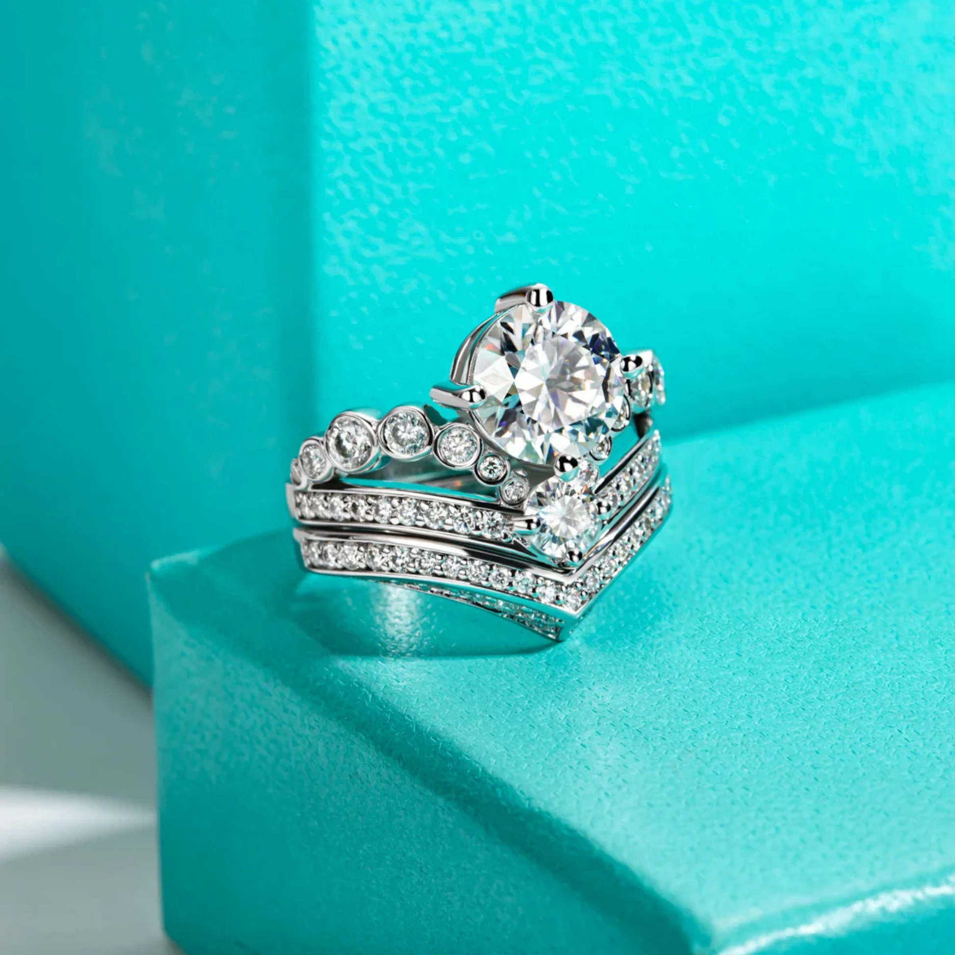 3CT Round Cut Crown Moissanite Engagement Ring Set