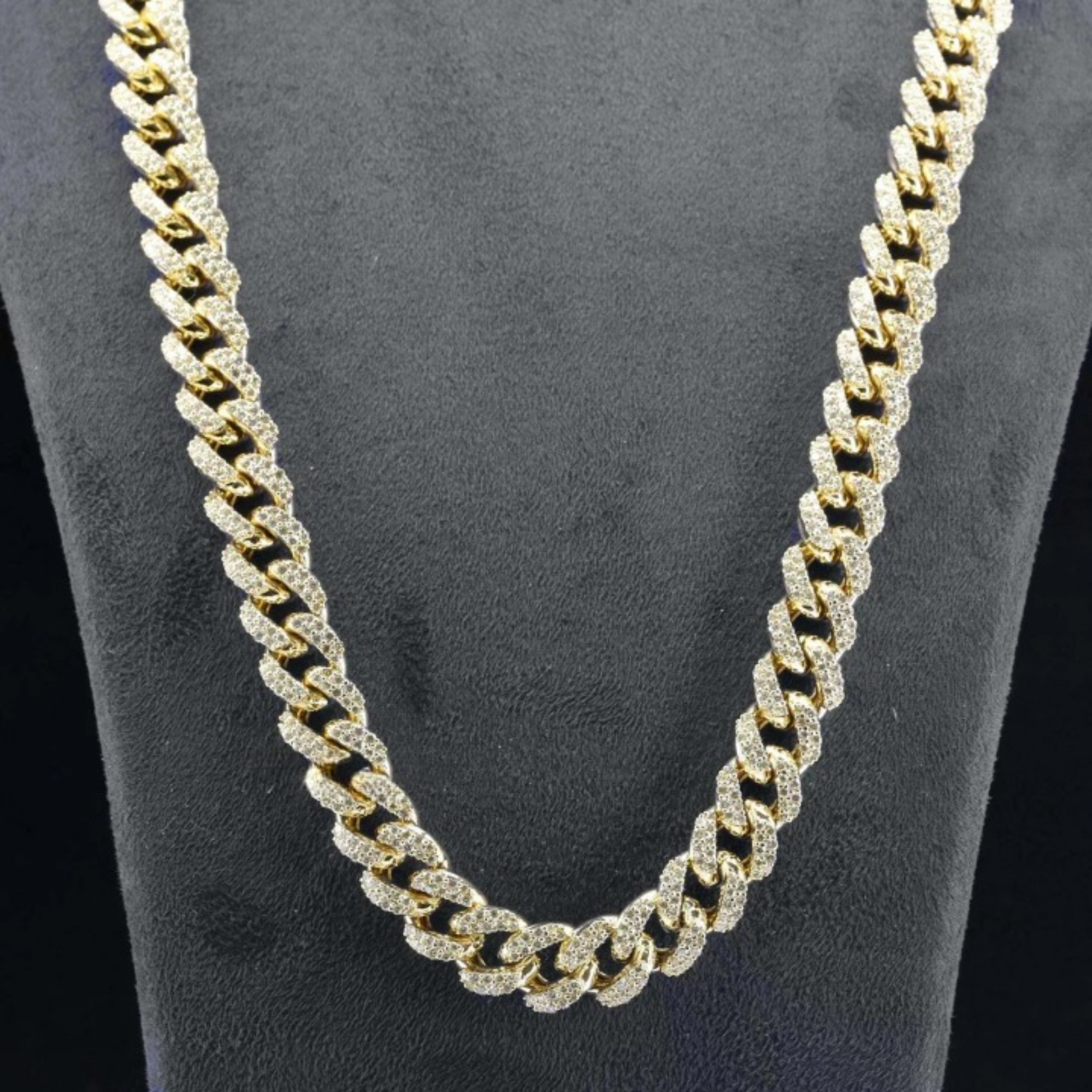 12mm Elegant Moissanite Diamond Embellished Hip Hop Cuban Link Chain