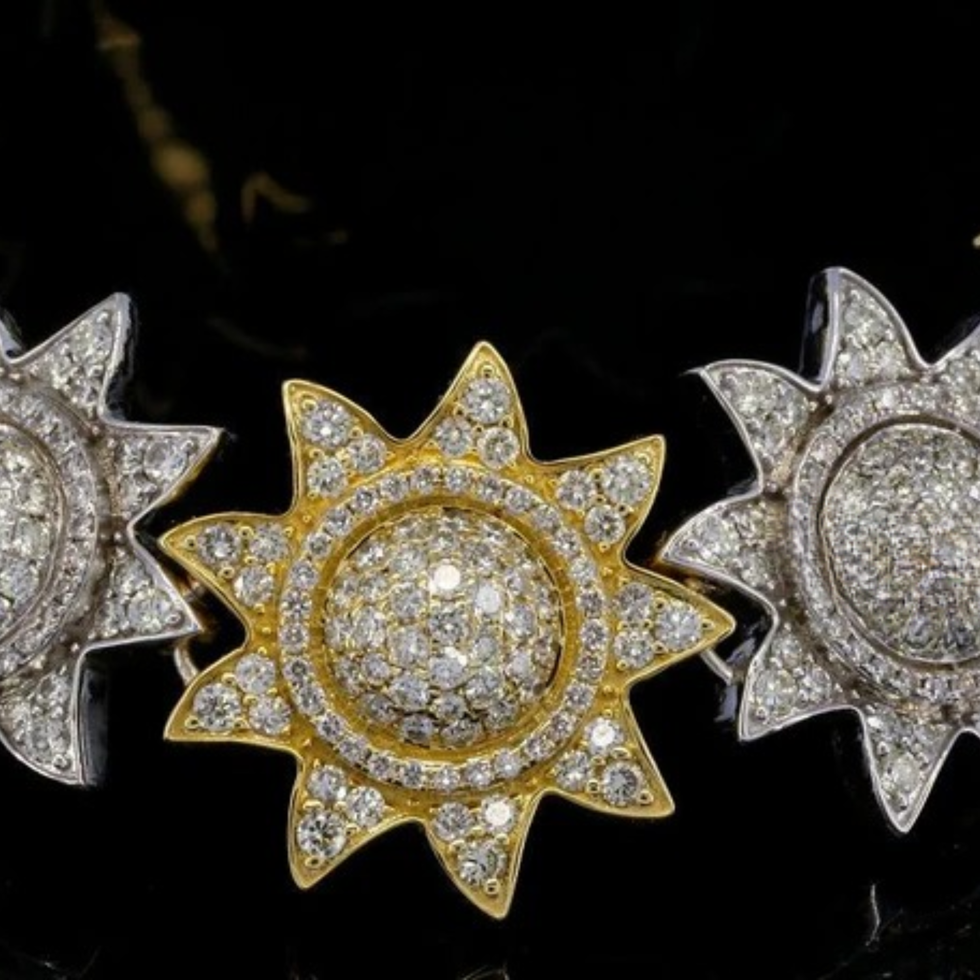 Stylish Star Shape Round Cut Moissanite Bracelets 925 Silver