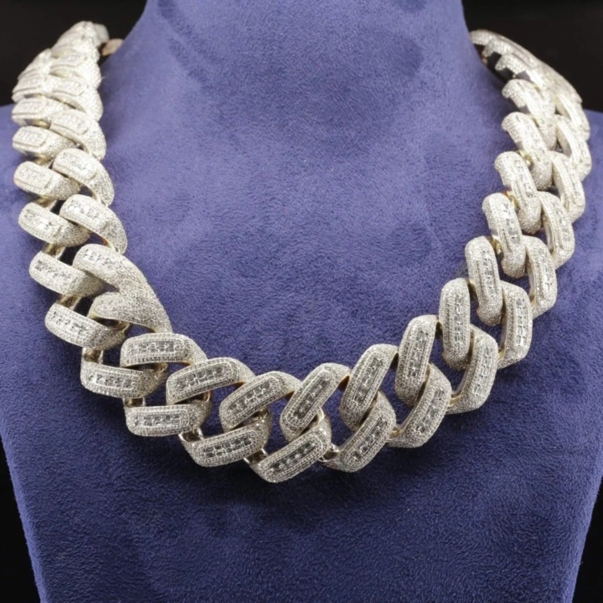 Buy Heavy Quality Hip Hop Moissanite Diamond Iced Out 22mm Cuban Chain