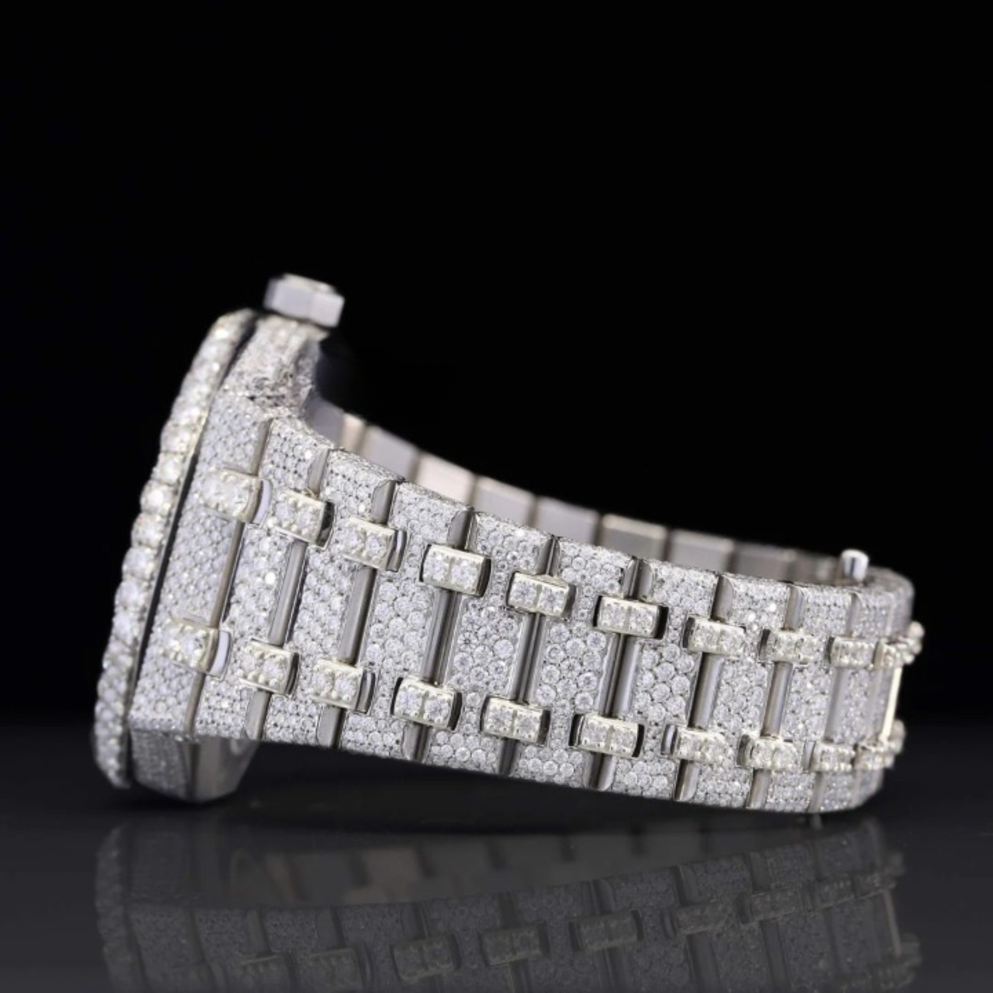 Royal Elegant Fully Iced Out Moissanite Diamond Automatic Wrist Watch For Men