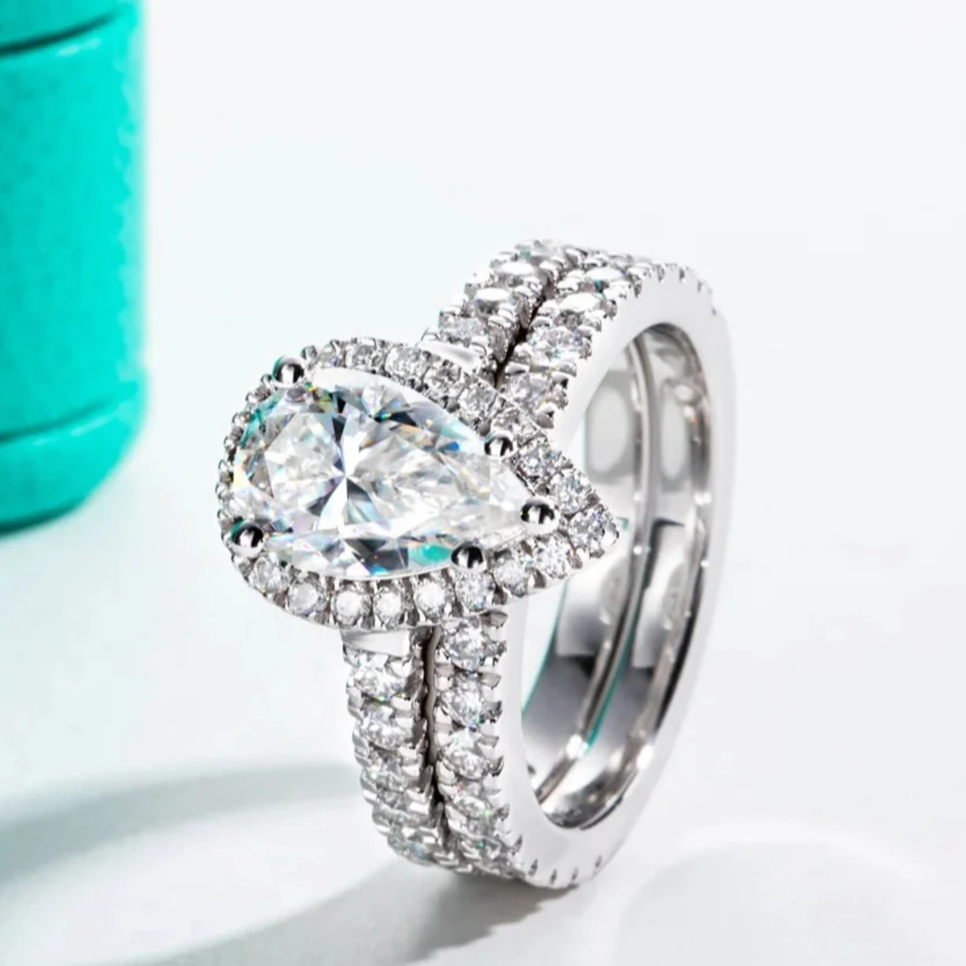 3CT Pear Cut Halo Moissanite Bridal Ring Set