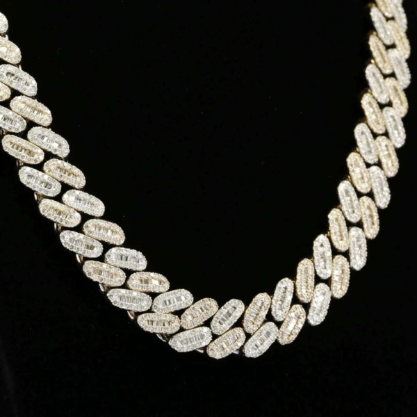Moissanite Diamond Iced Out Hip Hop 22mm Cuban Link Chain