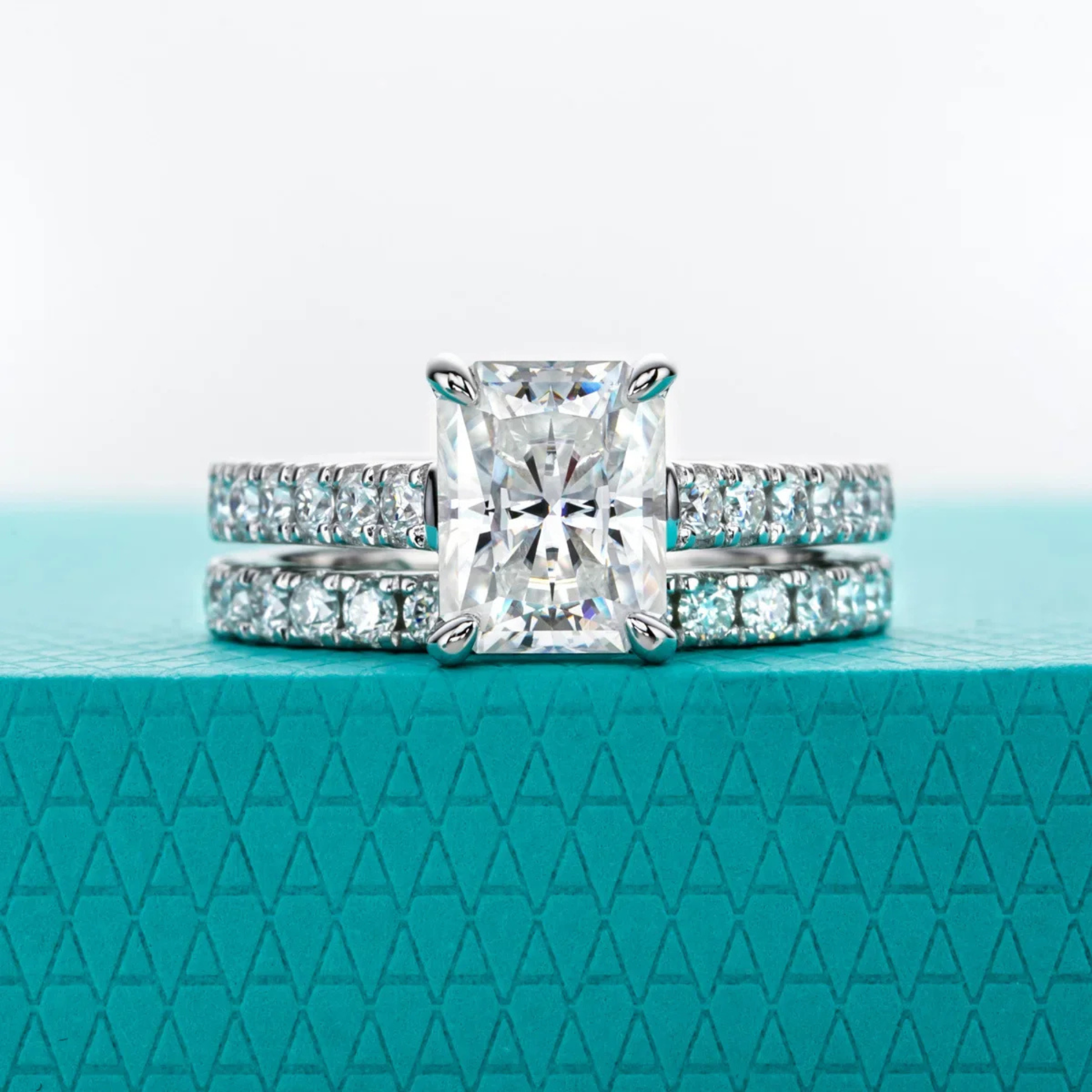 3 CT Radiant Cut Moissanite Bridal Ring Set