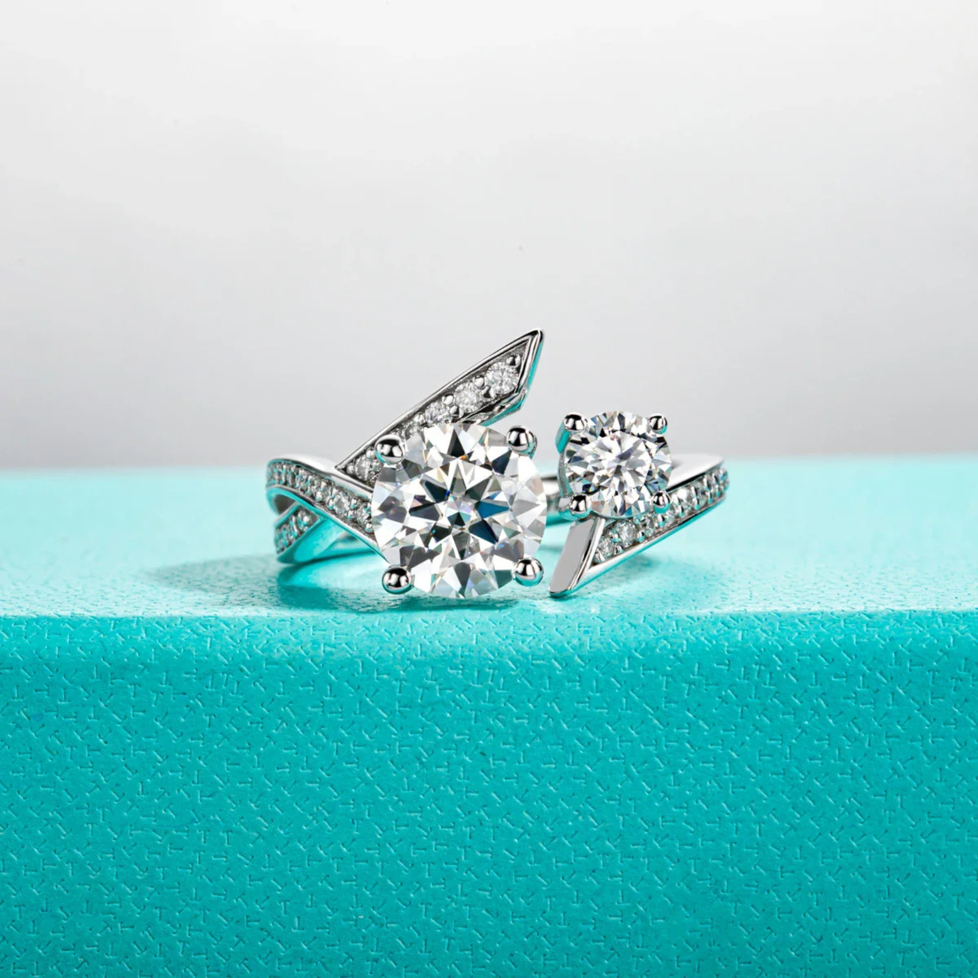2 CT Moissanite Engagement Adjustable Ring