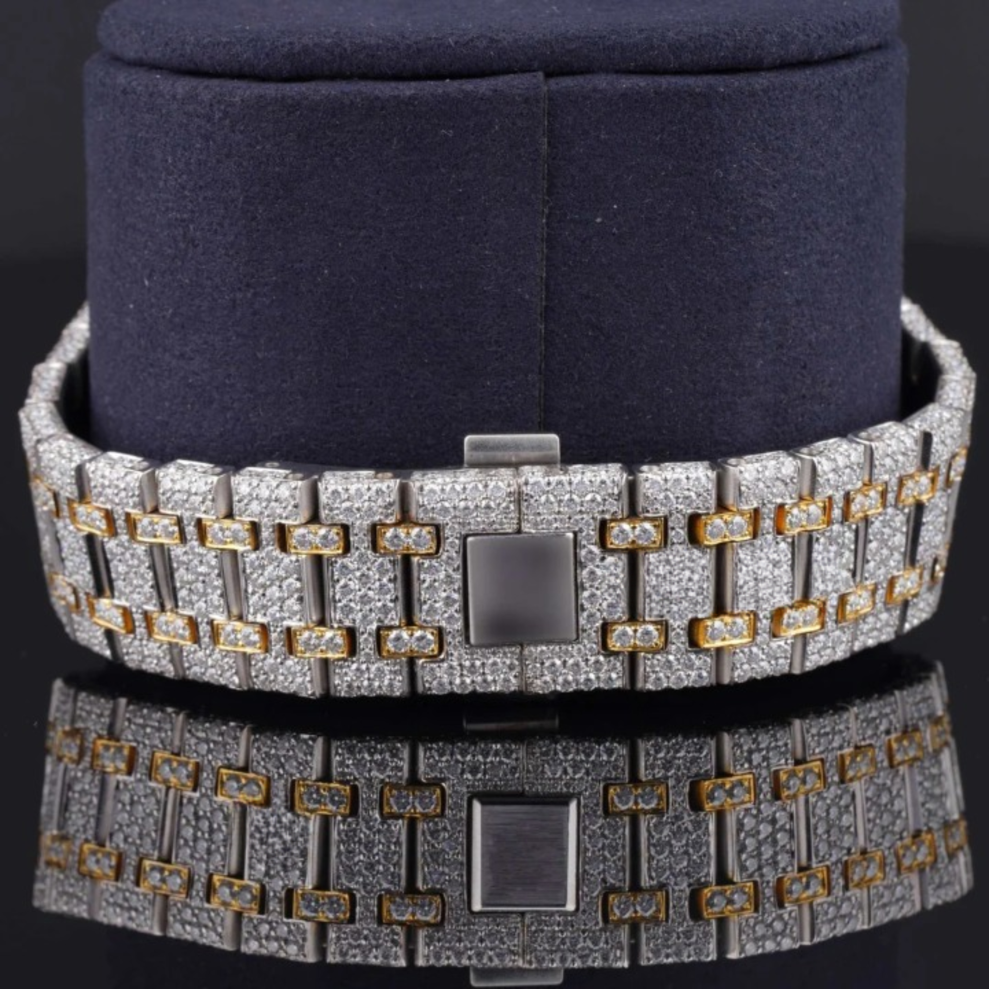 Round Dial Automatic Date Window Moissanite Watch For Men