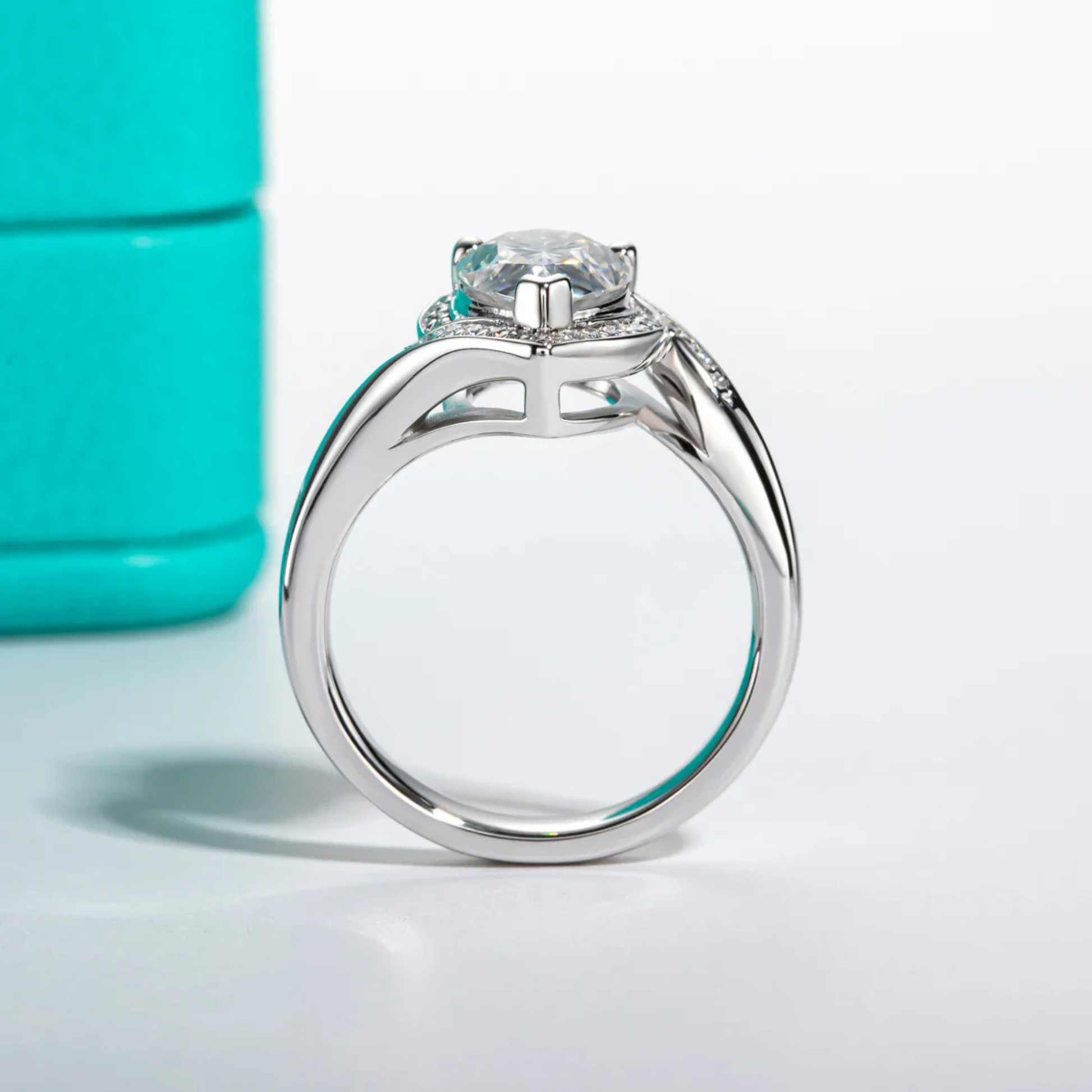 2.5 CT Pear Cut Moissanite Halo Engagement Ring