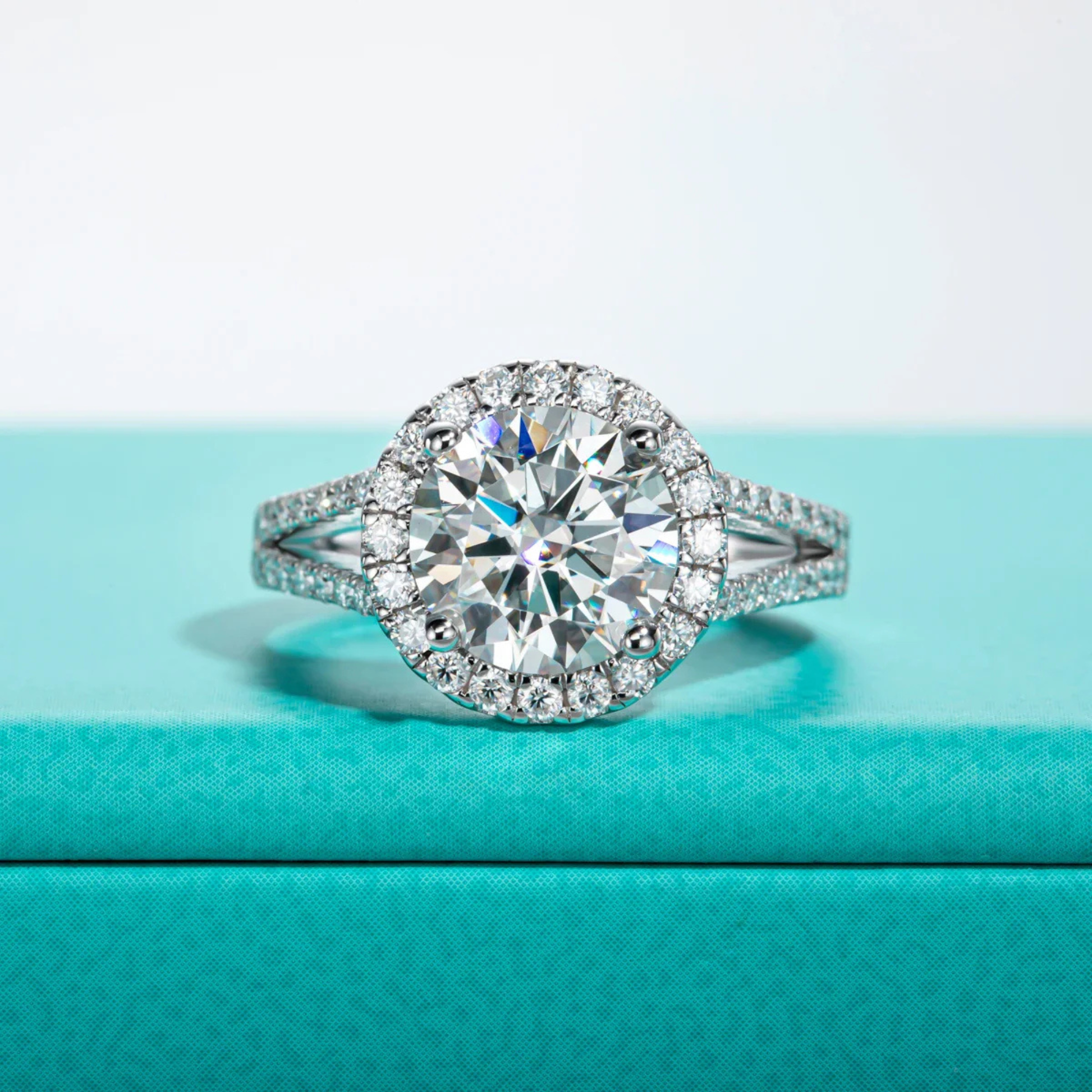 3 CT Round Cut Moissanite Halo Engagement Ring