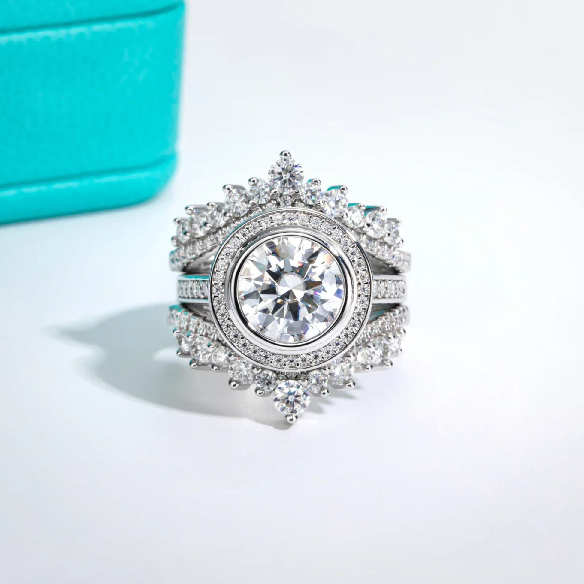 3 CT Round Cut Moissanite Halo Engagement Ring