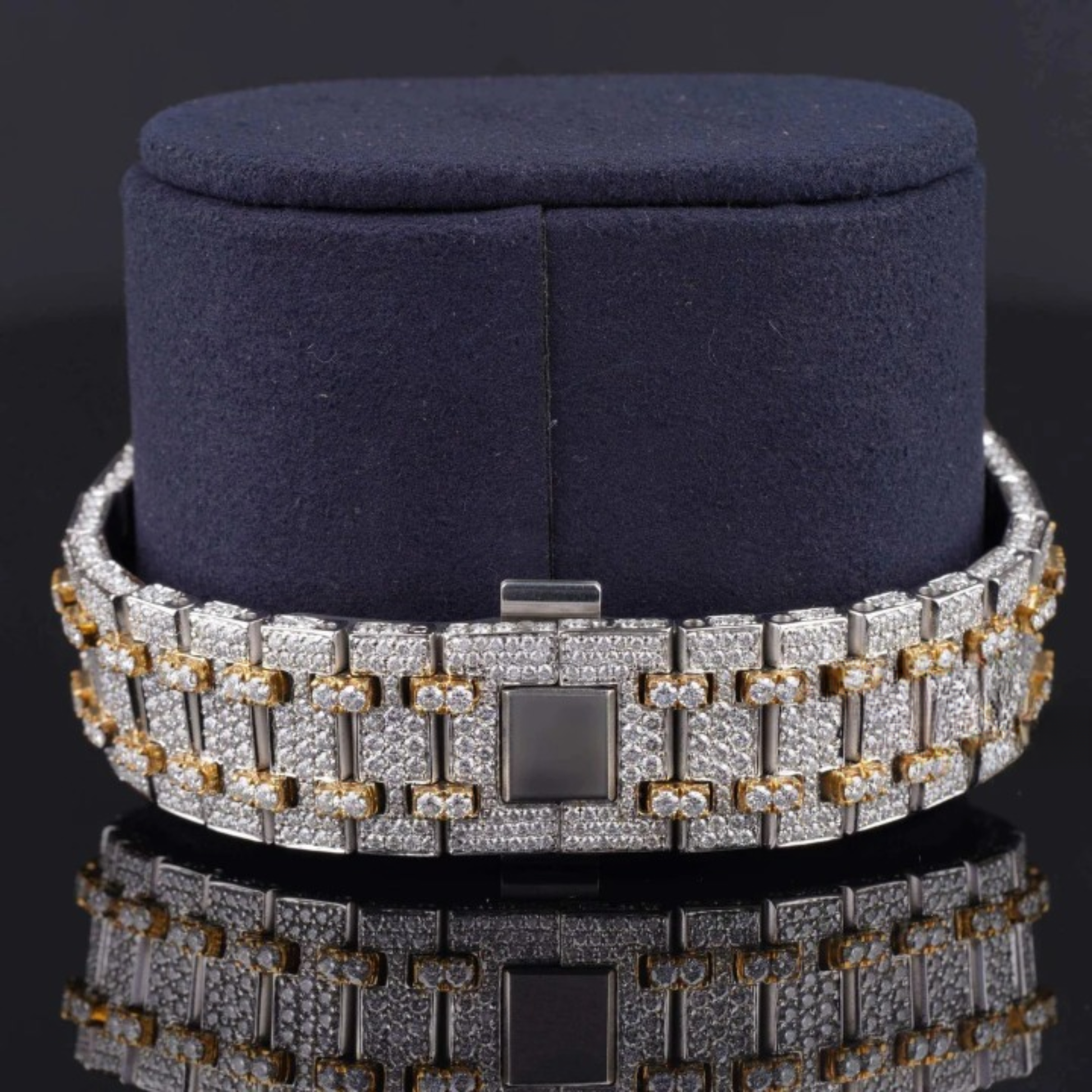 Fabulous Iced Out Automatic Analog Moissanite Diamond Watch